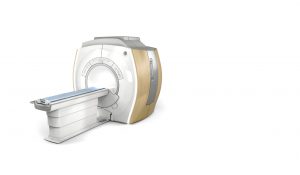 diagnóstico por imágenes médicas y resonancia magnética RMN en San Isidro lima perú máquina4